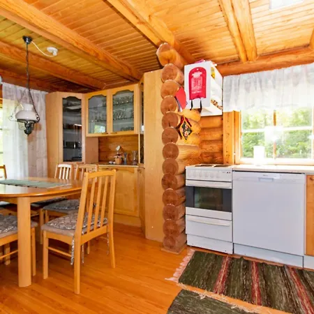 Loma-asunnot Heinaesorsa By Interhome Rutalahti